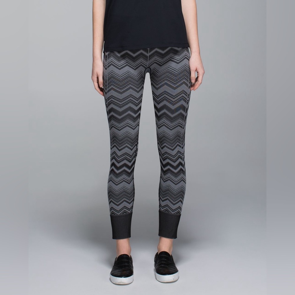 Lululemon‎ Ebb To Street Pant Heathered Slate Gray/Black Size 4 Activewear Yoga